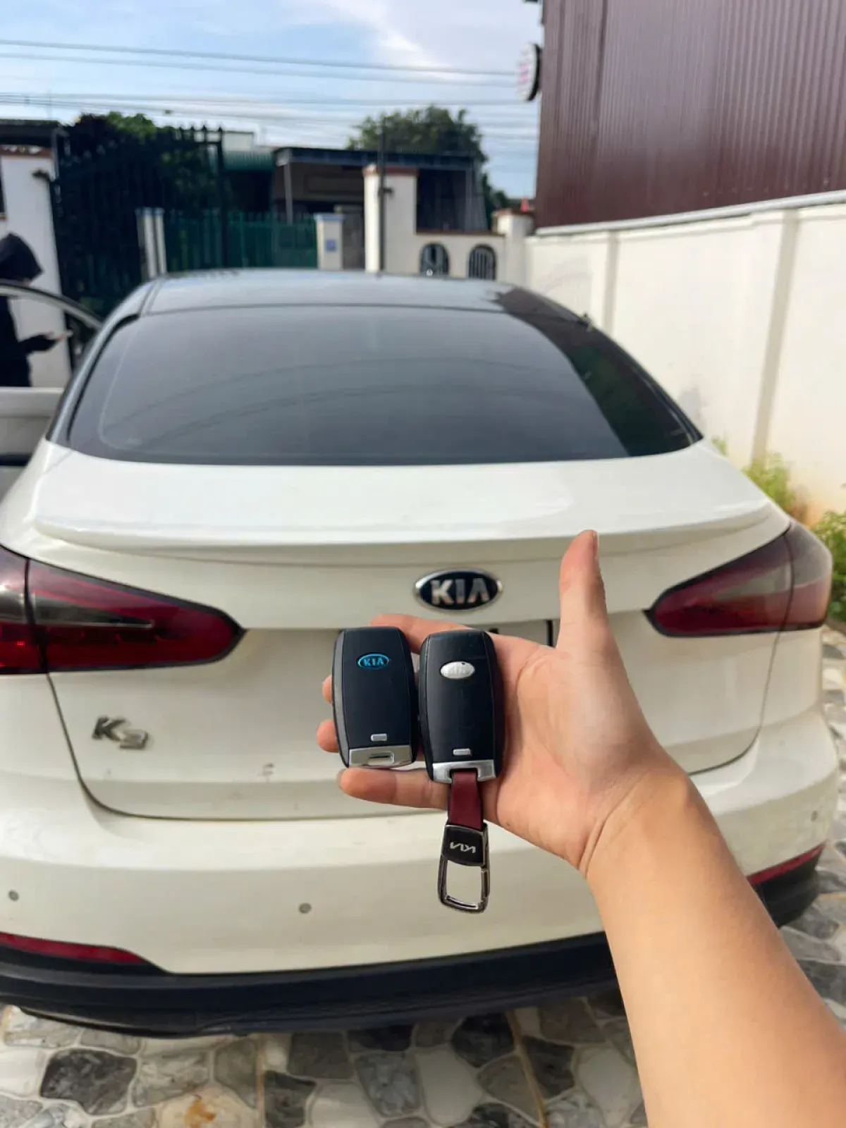 Dịch vụ làm, sửa Chìa khóa KIA K3 tại DakLak, buôn mê thuộc, hà nội - TrongKey - Dịch vụ sửa khóa ô tô tại daklak, buôn mê thuộc, hà nội, làm chìa khóa ô tô tại daklak, buôn mê thuộc, hà nội, làm chìa khóa ô tô tận nơi chuyên nghiệp Dịch vụ làm, sửa Chìa khóa KIA K3 tại DakLak, buôn mê thuộc, hà nội