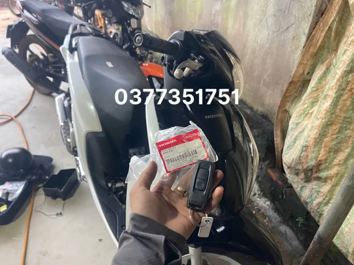 Dịch vụ làm, sửa Chìa khóa smartkey Visson tại DakLak, buôn mê thuộc, hà nội - TrongKey - Dịch vụ sửa khóa ô tô tại daklak, buôn mê thuộc, hà nội, làm chìa khóa ô tô tại daklak, buôn mê thuộc, hà nội, làm chìa khóa ô tô tận nơi chuyên nghiệp Dịch vụ làm, sửa Chìa khóa smartkey Visson tại DakLak, buôn mê thuộc, hà nội