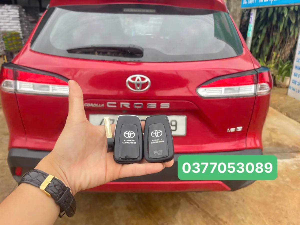 Dịch vụ làm, sửa Chìa khóa TOYOTA CROSS tại đắk lắk, buôn mê thuột, toàn quốc